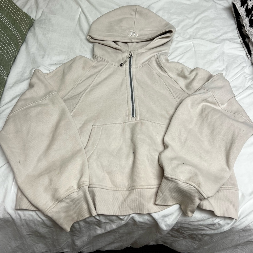 Lululemon scuba with hood, half zip, white opal, size M/L